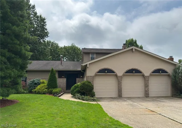 Photo 1 of Single family home for sale at 3466 Clover Dr, Brunswick, OH 44212 | MLS# 5235374 | Listing updated on 2026-08-25