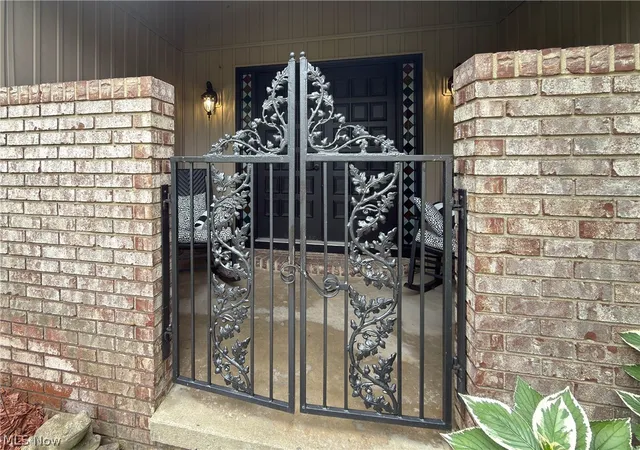 Photo 2 of Single family home for sale at 3466 Clover Dr, Brunswick, OH 44212 | MLS# 5235374 | Listing updated on 2026-08-25