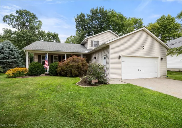 Photo 1 of Sale Pending at 876 Moss Cyn Dr, Amherst, OH 44001 | MLS# 5238332 | Listing updated on 2026-09-01