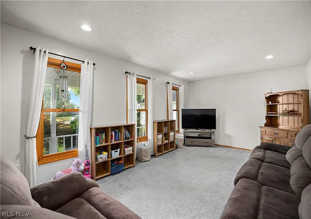 Photo 2 of Sale Pending at 876 Moss Cyn Dr, Amherst, OH 44001 | MLS# 5238332 | Listing updated on 2026-09-01