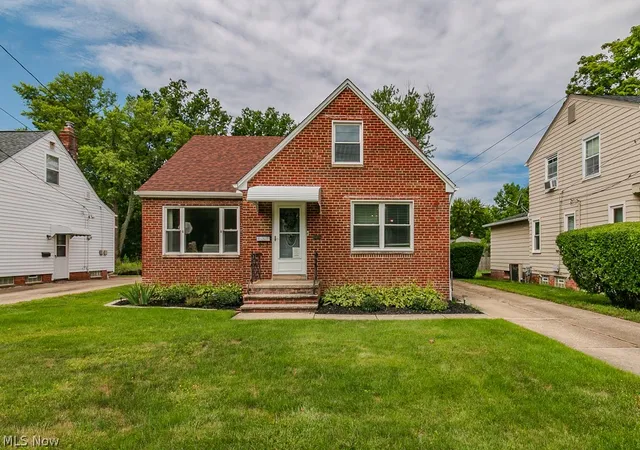 Photo 1 of Sale Pending at 1292 Irene Rd, Cleveland, OH 44124 | MLS# 5238298 | Listing updated on 2026-08-25