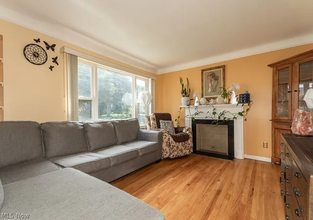 Photo 3 of Sale Pending at 1292 Irene Rd, Cleveland, OH 44124 | MLS# 5238298 | Listing updated on 2026-08-25