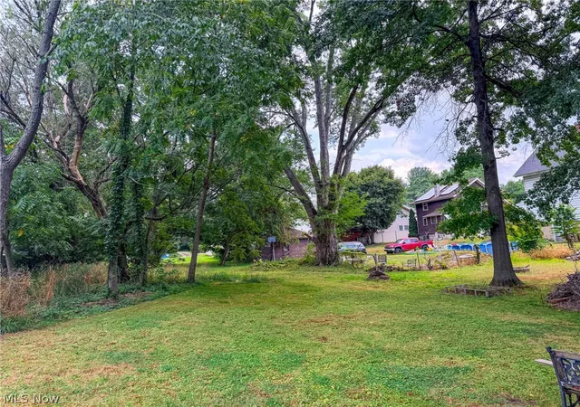 Photo 3 of Sale Pending at Johnson St SE, Massillon, OH 44646 | MLS# 5238346 | Listing updated on 2026-09-23