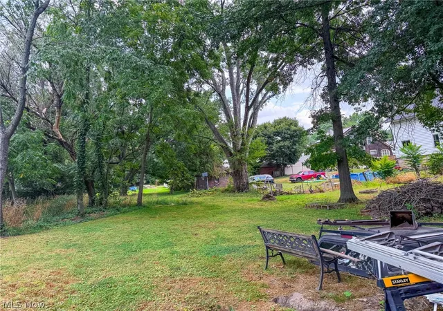 Photo 4 of Sale Pending at Johnson St SE, Massillon, OH 44646 | MLS# 5238346 | Listing updated on 2026-09-23