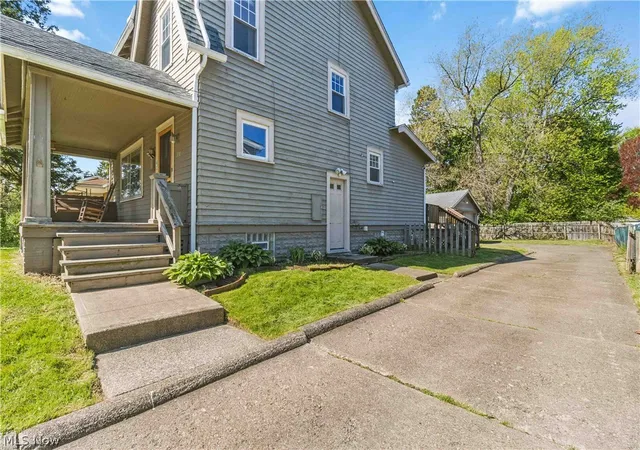 Photo 3 of Single family home for sale at 330 N Hawkins Ave, Akron, OH 44313 | MLS# 5238389 | Listing updated on 2026-08-23