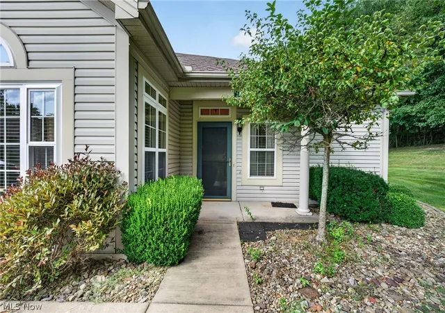 Photo 4 of Condo for sale at 5645 Clingan Rd #24 C, Struthers, OH 44471 | MLS# 5238200 | Listing updated on 2026-09-22