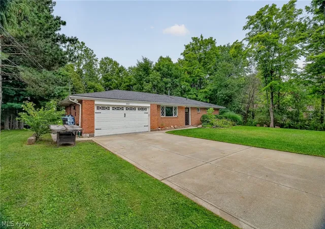 Photo 2 of Single family home for sale at 9265 Brookdale Ln, Macedonia, OH 44056 | MLS# 5233273 | Listing updated on 2026-08-20