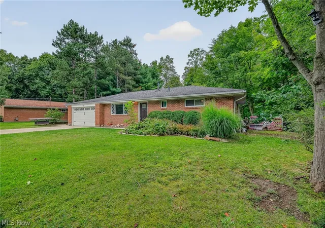 Photo 3 of Single family home for sale at 9265 Brookdale Ln, Macedonia, OH 44056 | MLS# 5233273 | Listing updated on 2026-10-07