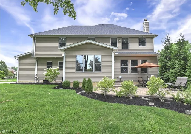 Photo 5 of Sale Pending at 33564 Augusta Way, Avon, OH 44011 | MLS# 5226940 | Listing updated on 2026-08-22