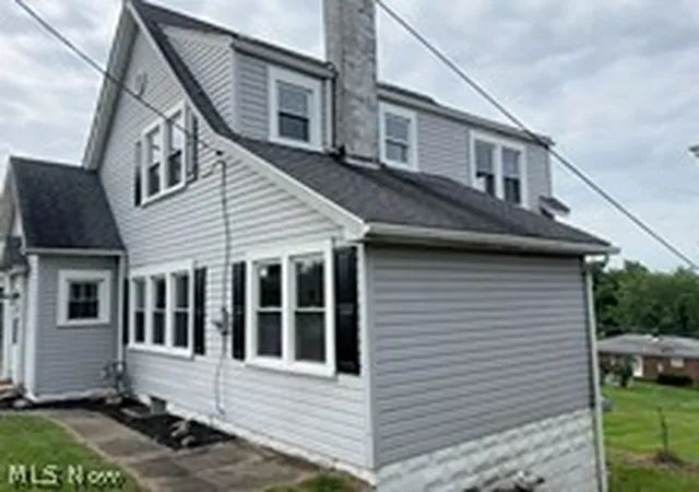 Photo 4 of Single family home for sale at 277 Lovers Ln, Steubenville, OH 43953 | MLS# 5237952 | Listing updated on 2026-08-24