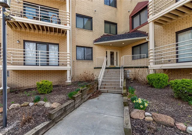 Photo 2 of Condo for sale at 19510 Lorain Rd #201, Cleveland, OH 44126 | MLS# 5237724 | Listing updated on 2026-08-26