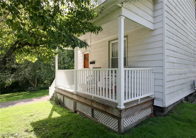 Photo 3 of Sale Pending at 144 Oakview Ave, Struthers, OH 44471 | MLS# 5237076 | Listing updated on 2026-10-01