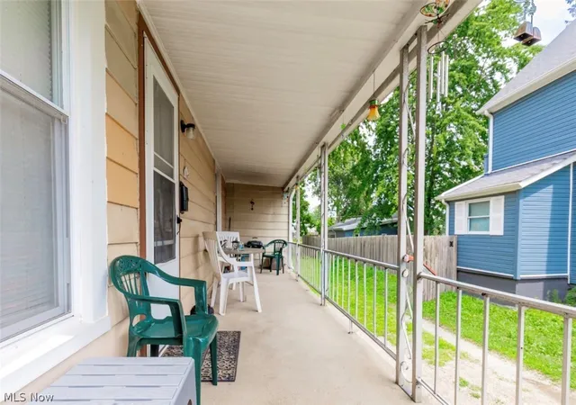 Photo 3 of Single family home for sale at 175 Spruce St, Elyria, OH 44035 | MLS# 5238527 | Listing updated on 2026-08-21