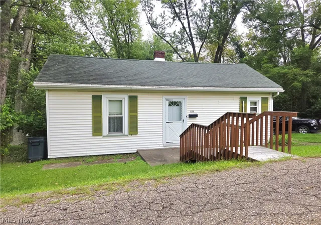 Photo 1 of Single family home for sale at 108 Covington Rd, Mingo Junction, OH 43938 | MLS# 5238115 | Listing updated on 2026-09-15