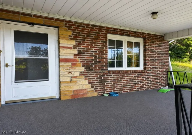 Photo 2 of Single family home for sale at 5121 Atchison Rd, Bellaire, OH 43906 | MLS# 5231411 | Listing updated on 2026-08-21