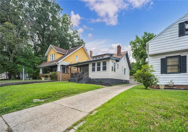 Photo 3 of Single family home for sale at 1982 Reyburn Rd, Cleveland, OH 44112 | MLS# 5233791 | Listing updated on 2026-08-31