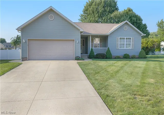 Photo 1 of Single family home for sale at 854 Susan Rd, Ravenna, OH 44266 | MLS# 5238271 | Listing updated on 2026-08-21