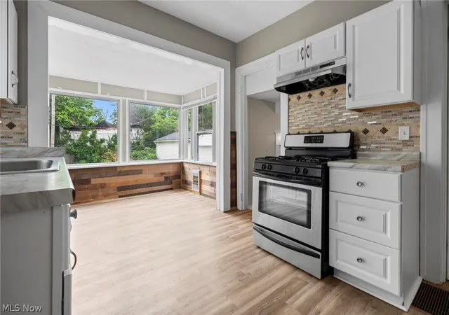 Photo 3 of Single family home for sale at 4218 E 124th St, Cleveland, OH 44105 | MLS# 5227484 | Listing updated on 2026-10-06