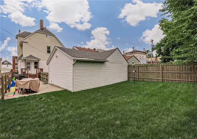 Photo 35 of Sale Pending at 1374 Cranford Ave, Lakewood, OH 44107 | MLS# 5235960 | Listing updated on 2026-08-31