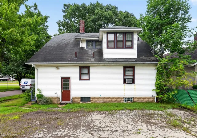 Photo 4 of House for sale at 4602 Southern Blvd, Boardman, OH 44512 | MLS# 5235797 | Listing updated on 2026-09-01