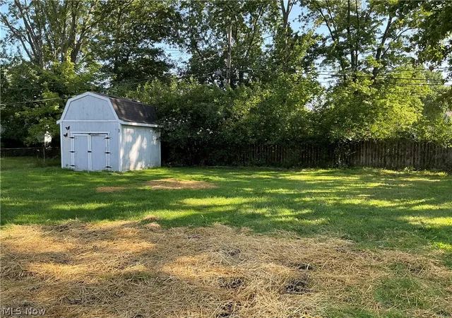 Photo 12 of Sale Pending at 251 Hilliard Rd, Elyria, OH 44035 | MLS# 5238281 | Listing updated on 2026-08-28