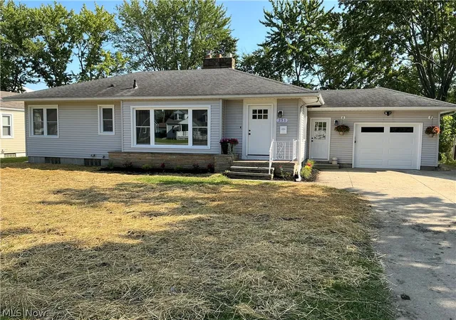 Photo 1 of Sale Pending at 251 Hilliard Rd, Elyria, OH 44035 | MLS# 5238281 | Listing updated on 2026-08-28