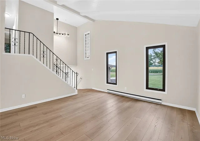 Photo 4 of Single family home for sale at 440 Station Rd, Valley City, OH 44280 | MLS# 5237972 | Listing updated on 2026-09-29