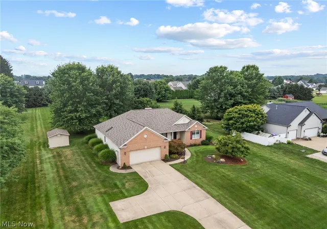 Photo 44 of Sale Pending at 2274 Lake Center St Nw, Uniontown, OH 44685 | MLS# 5238358 | Listing updated on 2026-08-24
