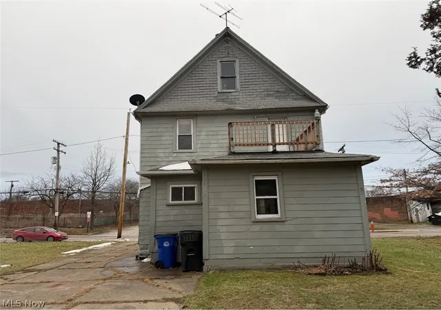 Photo 3 of House for sale at 7611 Marble Ave, Cleveland, OH 44105 | MLS# 5238227 | Listing updated on 2026-08-21