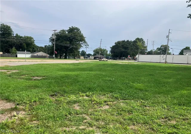 Photo 10 of Land for sale at Lake Shore Blvd, Willoughby, OH 44094 | MLS# 5237795 | Listing updated on 2026-08-21