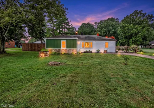 Photo 2 of Single family home for sale at 11690 Durkee Rd, Grafton, OH 44044 | MLS# 5238211 | Listing updated on 2026-08-25
