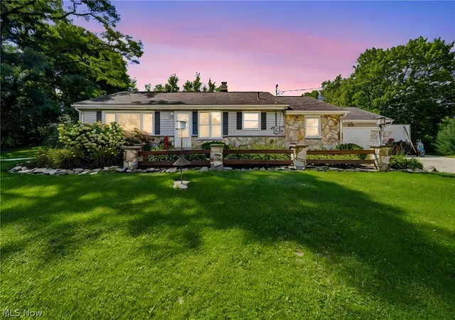 Photo 1 of Sale Pending at 219 W Mennonite Rd, Aurora, OH 44202 | MLS# 5237154 | Listing updated on 2026-08-31