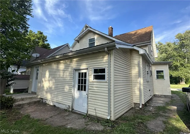 Photo 37 of Sale Pending at 881 Harbor St, Conneaut, OH 44030 | MLS# 5238301 | Listing updated on 2026-08-28