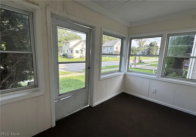 Photo 3 of Single family home for sale at 881 Harbor St, Conneaut, OH 44030 | MLS# 5238301 | Listing updated on 2026-09-26