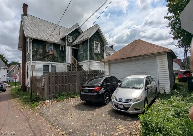 Photo 2 of Multi family home for sale at 1411 Yale Nw, Canton, OH 44703 | MLS# 5237574 | Listing updated on 2026-08-24