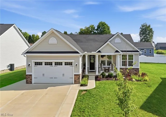 Photo 3 of Sale Pending at 3354 Stoneleigh Rd Ne, Canton, OH 44721 | MLS# 5238562 | Listing updated on 2026-08-29