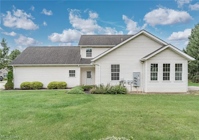 Photo 2 of Condo for sale at 8757 Roberts Ct #25C, Olmsted Falls, OH 44138 | MLS# 5238297 | Listing updated on 2026-09-17