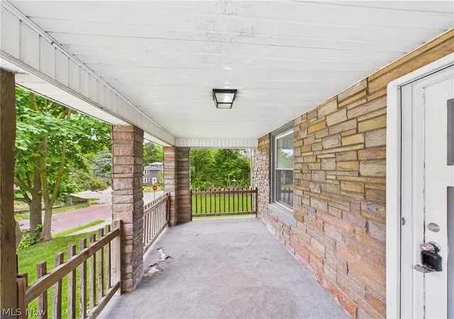 Photo 3 of Single family home for sale at 448 E Voris St, Akron, OH 44311 | MLS# 5238669 | Listing updated on 2026-08-21