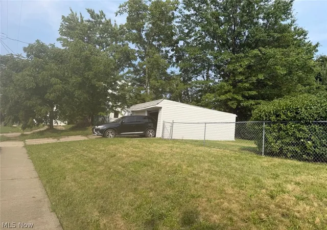 Photo 4 of Sale Pending at 1645 Hillview Rd, Cleveland, OH 44112 | MLS# 5238026 | Listing updated on 2026-08-21