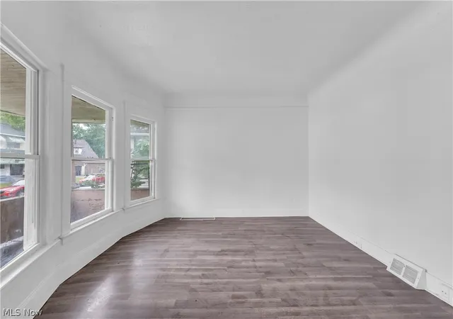 Photo 4 of Single family home for sale at 1418 E 95Th St, Cleveland, OH 44106 | MLS# 5238712 | Listing updated on 2026-08-21