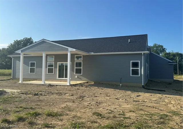 Photo 3 of Single family home for sale at 52101 N Ridge Rd, Vermilion, OH 44089 | MLS# 5238596 | Listing updated on 2026-08-23