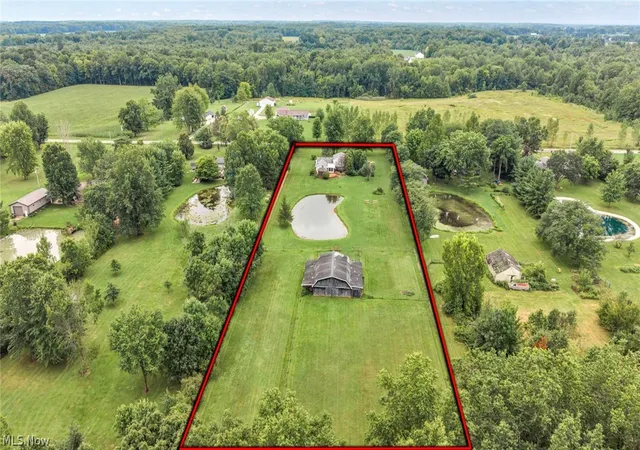 Photo 1 of Single family home for sale at 35460 Neff Rd, Grafton, OH 44044 | MLS# 5237876 | Listing updated on 2026-08-21