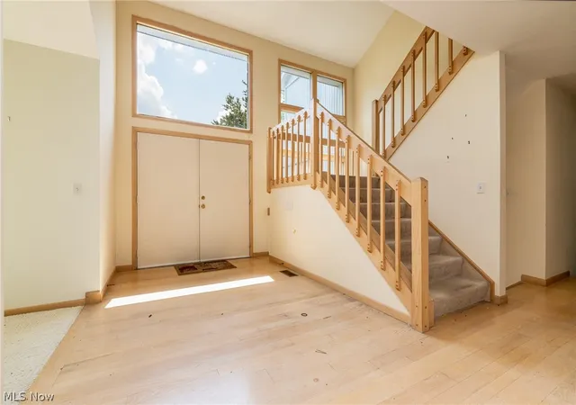 Photo 2 of Single family home for sale at 245 Jackson Dr, Orange, OH 44022 | MLS# 5237920 | Listing updated on 2026-08-21