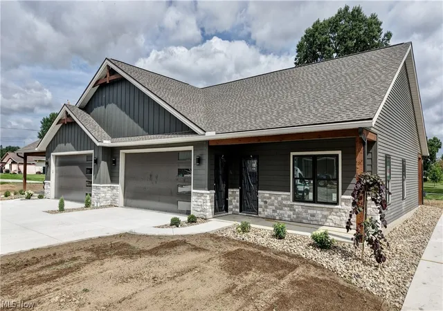 Photo 1 of Sale Pending at 816 Third St Sw, New Philadelphia, OH 44663 | MLS# 5238424 | Listing updated on 2026-09-18