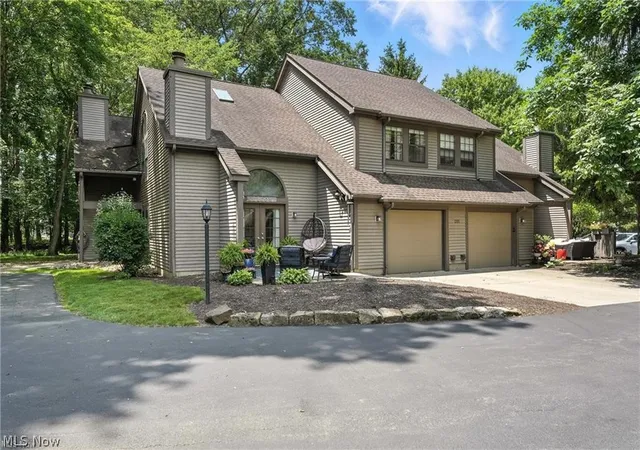 Photo 1 of Condo for sale at 1293 Redtail Hawk Dr #4, Boardman, OH 44512 | MLS# 5238767 | Listing updated on 2026-08-27