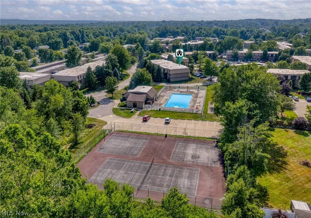 Photo 2 of Condo for sale at 9600 Cove Dr #B6, North Royalton, OH 44133 | MLS# 5238787 | Listing updated on 2026-10-06