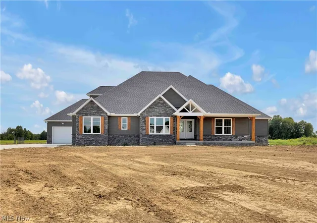 Photo 1 of Sale Pending at 7706 Springfield Dr, Valley City, OH 44280 | MLS# 5238829 | Listing updated on 2026-08-28