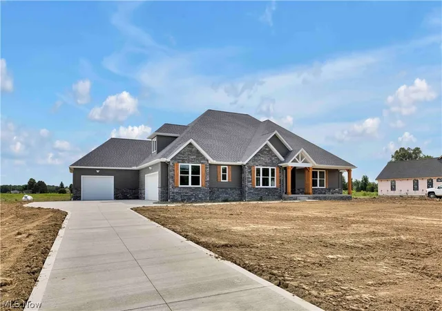 Photo 2 of Sale Pending at 7706 Springfield Dr, Valley City, OH 44280 | MLS# 5238829 | Listing updated on 2026-08-28
