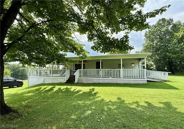 Single family home for sale at 7176 Pearl Rd Se, Amsterdam, OH 43903 | MLS# 5238830