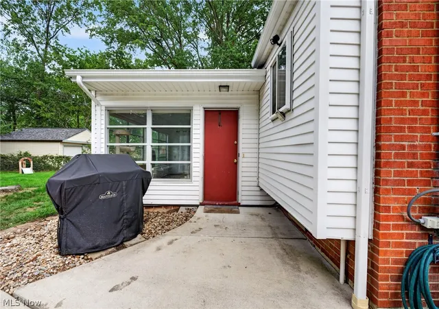 Photo 30 of Sale Pending at 584 Bayfair Dr, Bay Village, OH 44140 | MLS# 5238655 | Listing updated on 2026-08-26